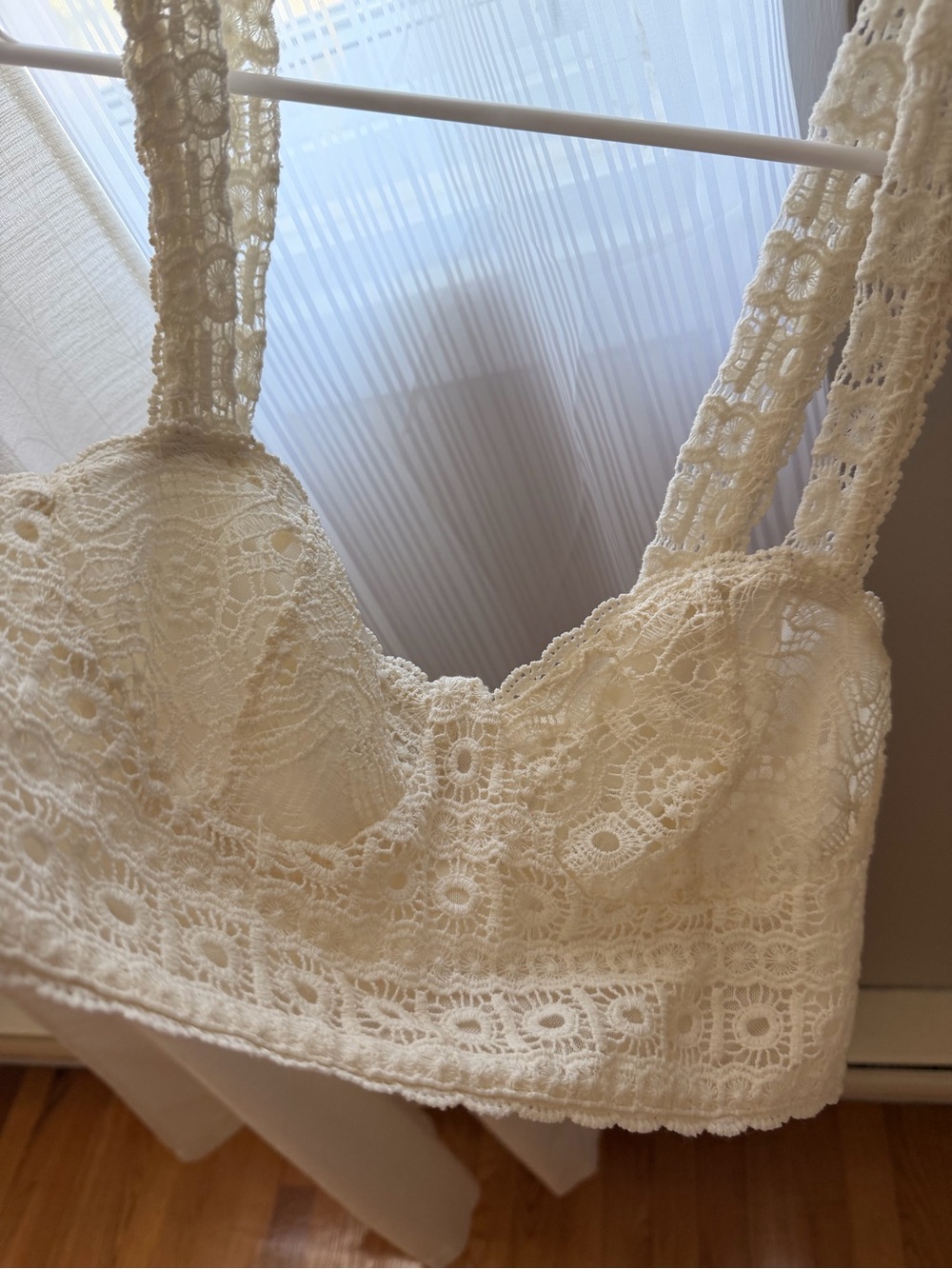 ZARA - Lace Bralette Crop Top in Cream